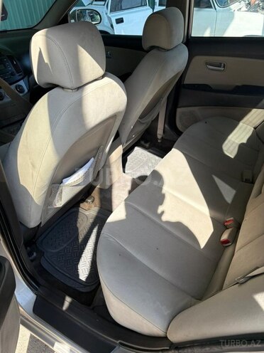 Hyundai Elantra-9