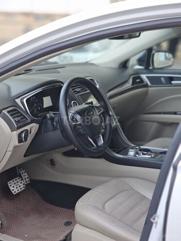 Ford Fusion (North America)-8