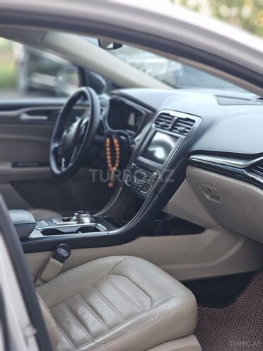 Ford Fusion (North America)-7