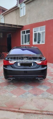 Hyundai Sonata-10