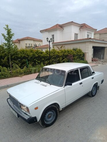 LADA (VAZ) 2107-5