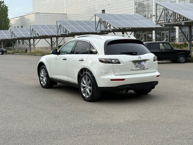 Infiniti FX35-10