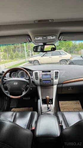 Hyundai Sonata-7