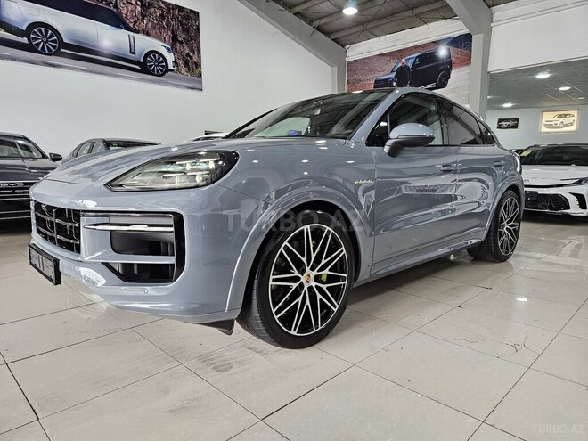 Porsche Cayenne E-hybrid Coupe-3