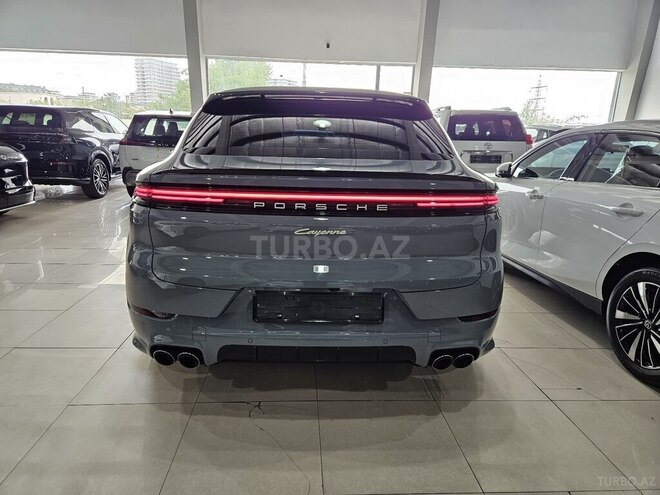 Porsche Cayenne E-hybrid Coupe-8