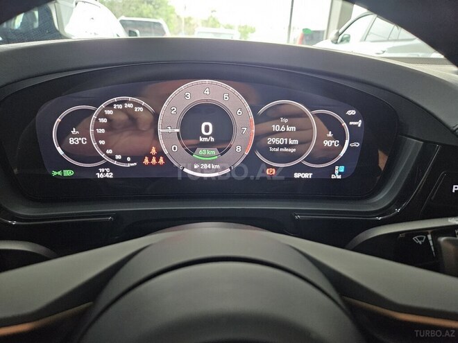 Porsche Cayenne E-hybrid Coupe-13