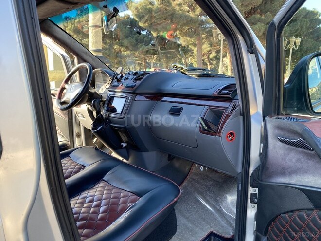 Mercedes Vito 115 CDI-11