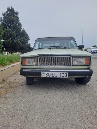 LADA (VAZ) 2107-1