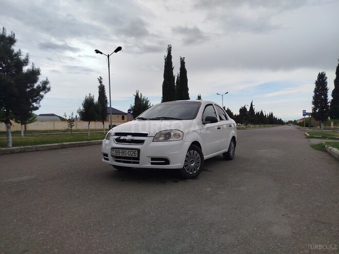 Chevrolet Aveo-6