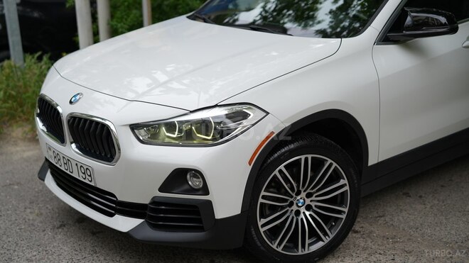BMW X2-4