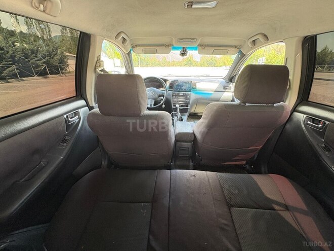 Toyota Corolla-8