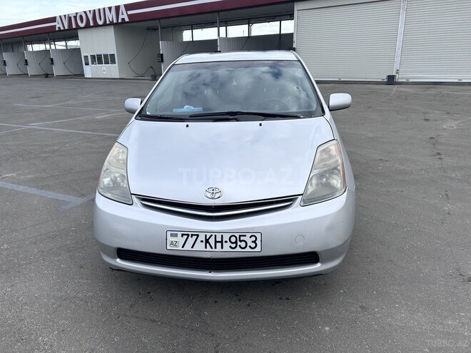 Toyota Prius-1