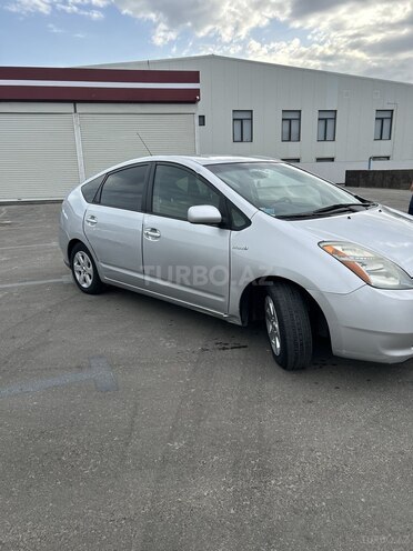 Toyota Prius-10