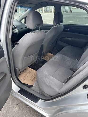 Toyota Prius-4