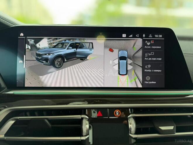 BMW X7-14