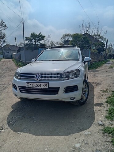 Volkswagen Touareg-3