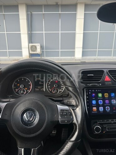 Volkswagen Scirocco-11