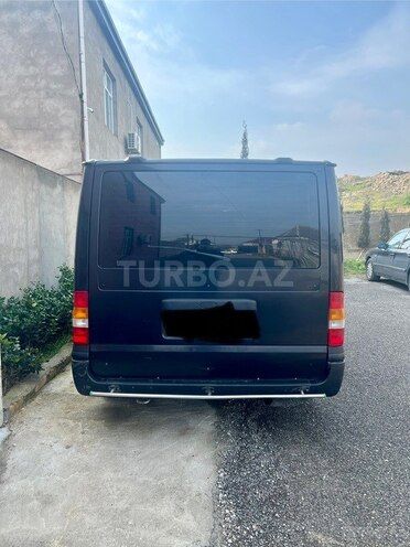 Ford Transit-4