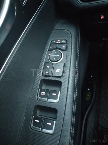 Kia Sorento-10