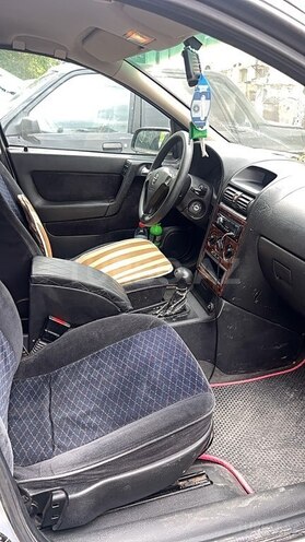 Opel Astra-8