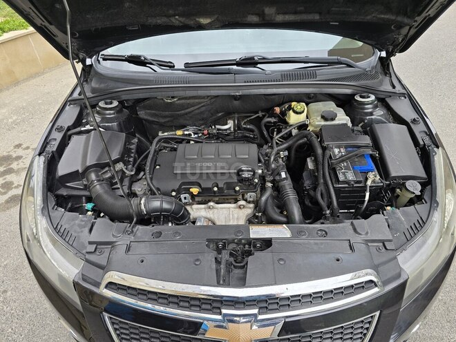Chevrolet Cruze-10