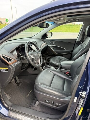 Hyundai Santa Fe-11