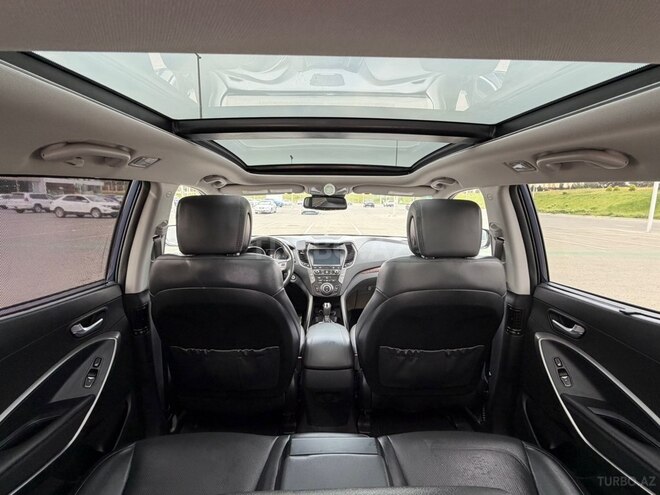 Hyundai Santa Fe-14