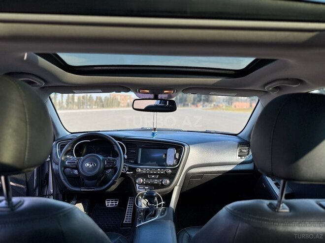 Kia Optima-4