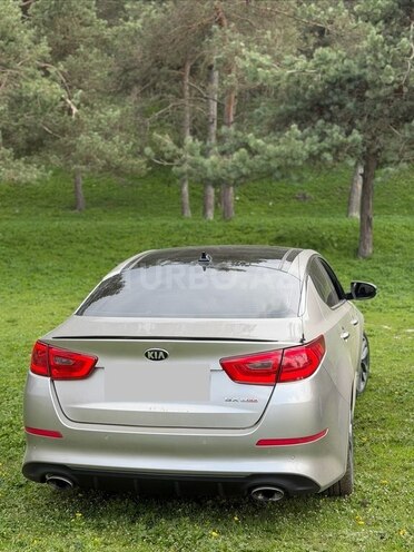 Kia Optima-3