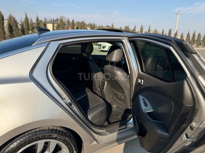 Kia Optima-5