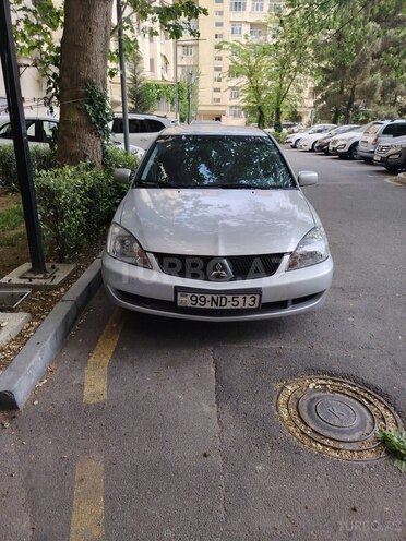 Mitsubishi Lancer-1