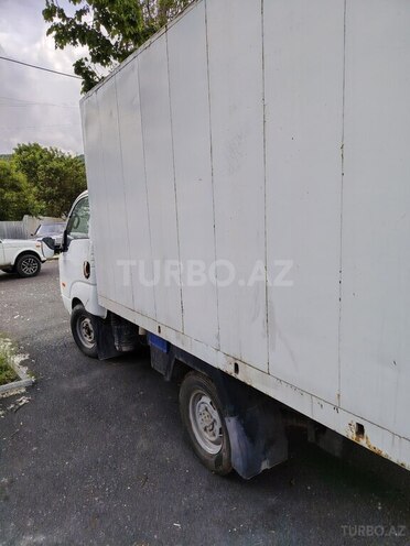 Kia K2700-4