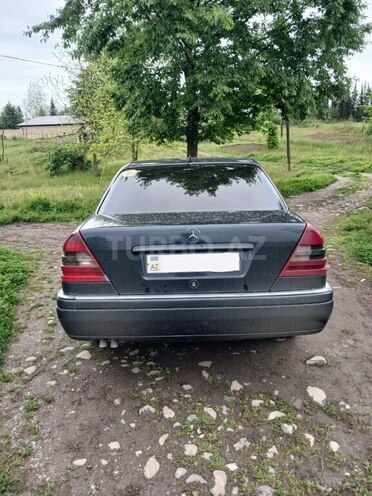 Mercedes C 250-3