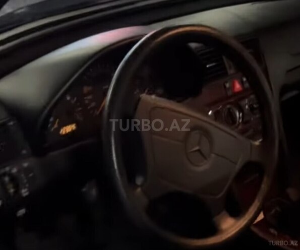 Mercedes C 250-7