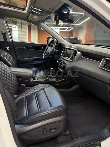Kia Sorento-20