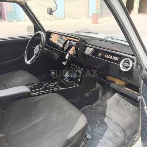LADA (VAZ) 2107-10