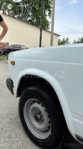 LADA (VAZ) 2107-17