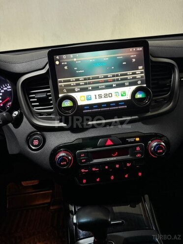 Kia Sorento-17