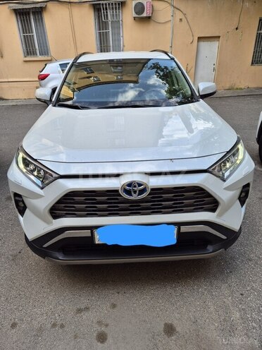 Toyota RAV4-1