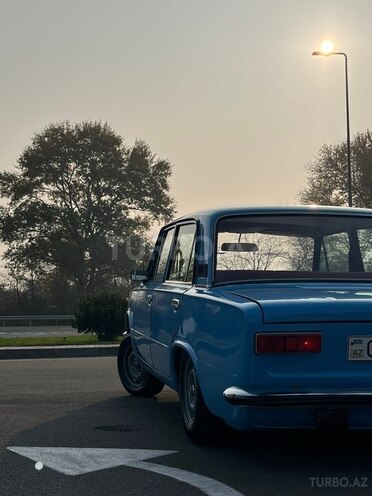 LADA (VAZ) 21011-3