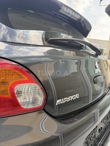 Mitsubishi Mirage-20