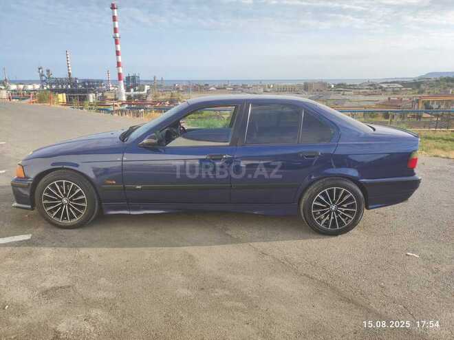 BMW 318-4