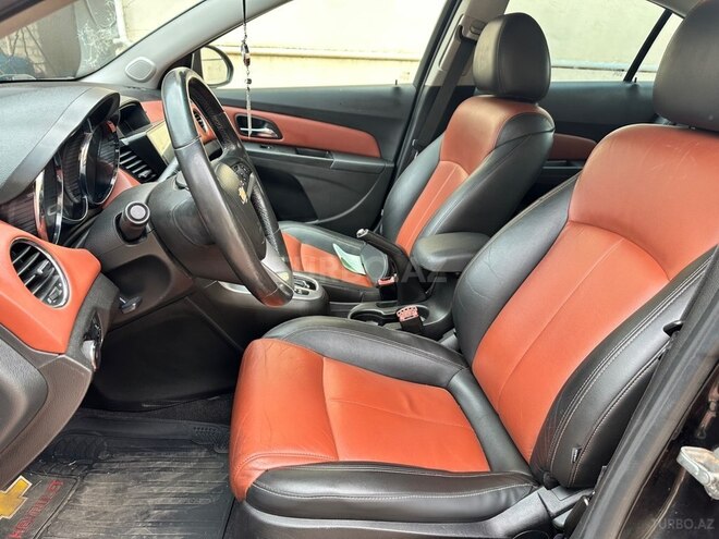 Chevrolet Cruze-4