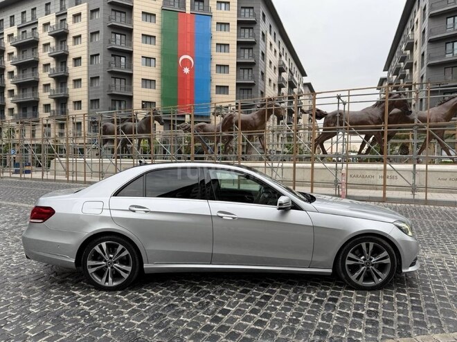 Mercedes E 250 4MATIC-6