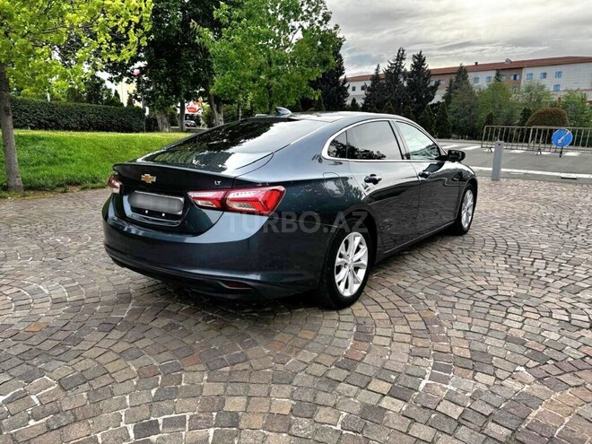 Chevrolet Malibu-5