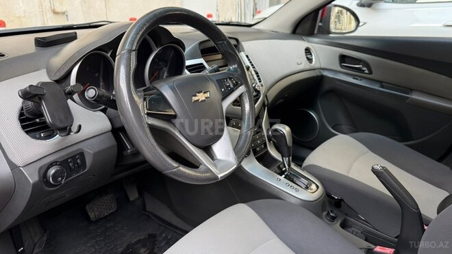 Chevrolet Cruze-5
