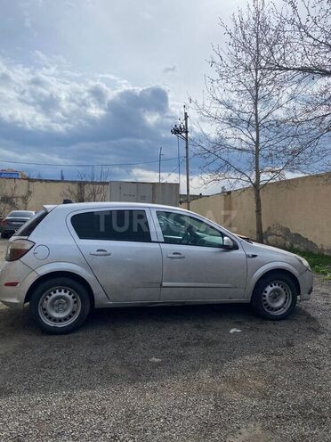 Opel Astra-3