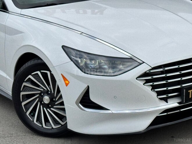 Hyundai Sonata-5