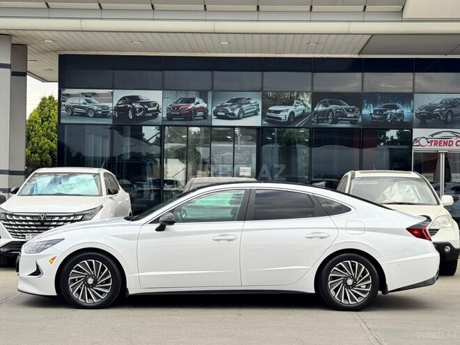 Hyundai Sonata-6