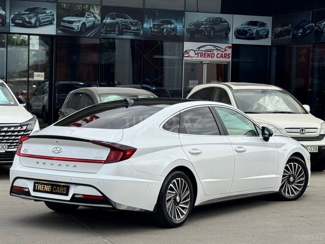 Hyundai Sonata-9